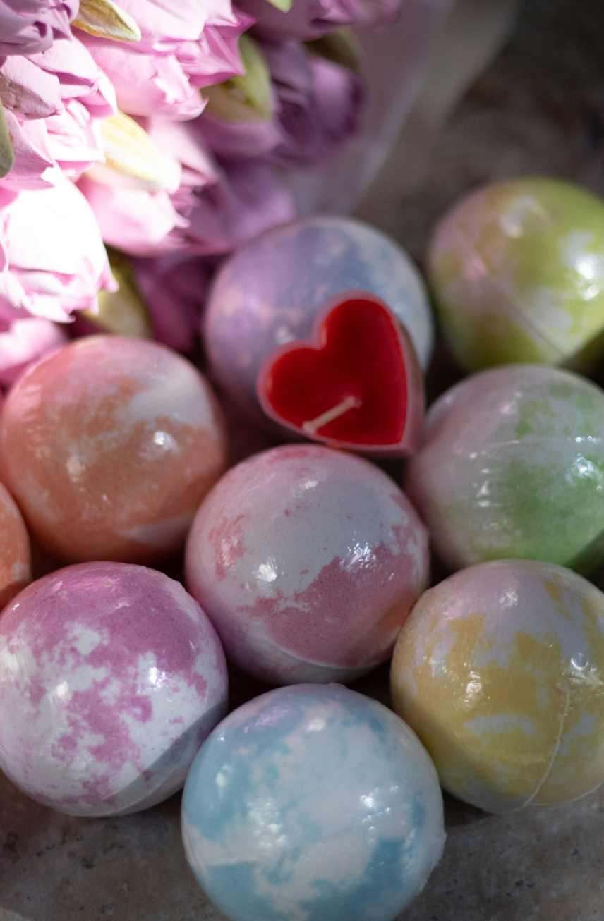 EvolutionUSA Mother’s Day Bath Bombs for Women – 12 Beautiful Bath Bombs for Mom, Thoughtful Mother’s Gift of Luxury & Relaxation, Gorgeous Bath Balls Set, Lush Aramotherpy Bathbombs, Gift Set Women